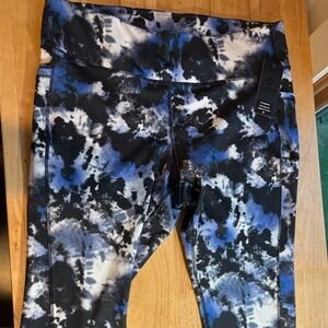 NWT LEGEND Workout Activewear Wear Blue Tie Dye